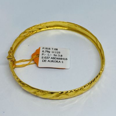 Bangle 916